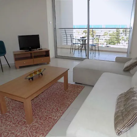 1b Seaview - Finikoudes Beach Lägenhet *
