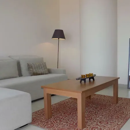 Lägenhet 1b Seaview - Finikoudes Beach Larnaca